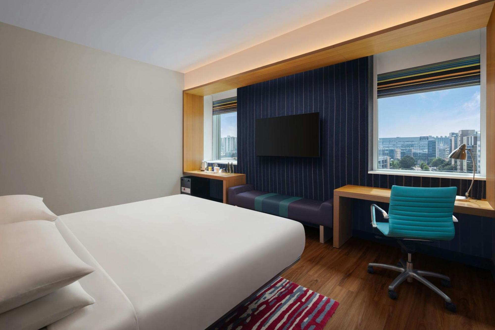 Hotel Aloft Bengaluru Outer Ring Road Exterior foto